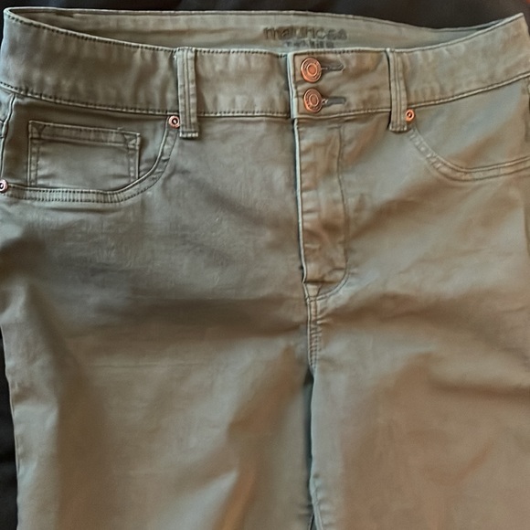 Jeans - Picture 3 of 8